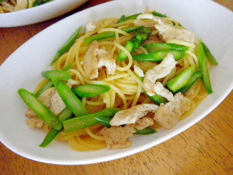 簡単で美味しい！　鶏とアスパラのスパゲティ